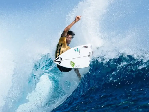 Yago Dora faz história e é campeão mundial da WSL