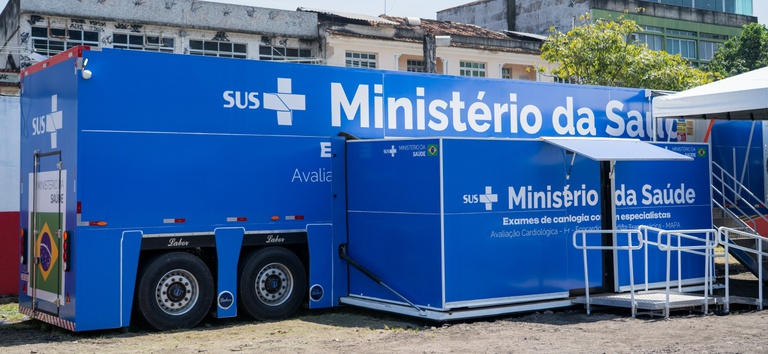Rio de Janeiro recebe primeira carreta de cardiologia do SUS com oferta de consultas e exames especializados