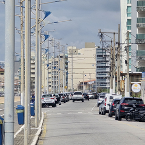 Prefeitura de Macaé licita obra de recomposição de trecho do calçadão e ciclovia da Praia Campista