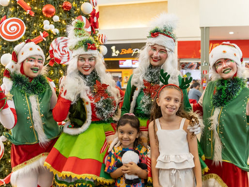 Cantata, coral e personagens natalinos encantam Macaé