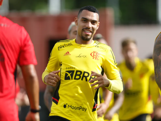 Escalação do Flamengo: Matheuzinho e Filipe Luís serão titulares contra o Al Hilal