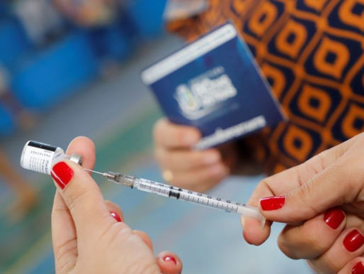 Rio das Ostras convoca população que tomou a 2ª dose para receber a dose de reforço