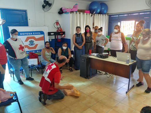 Escola municipal de Macaé recebe treinamento sobre primeiros socorros
