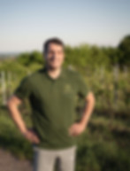 Lächelnder Dr. Roman Klein am Pfalz