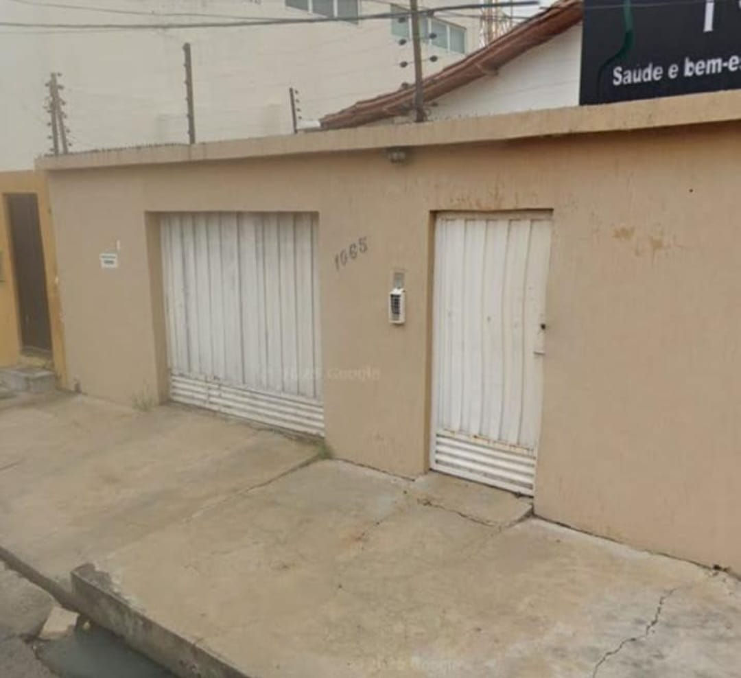 Aluga casa no bairro Lourival Parente