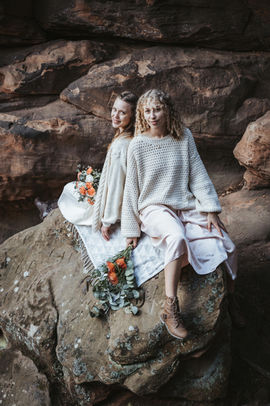 Fotoshootings im Wald mit Glitzerkleid, Katzensteine Eifel 