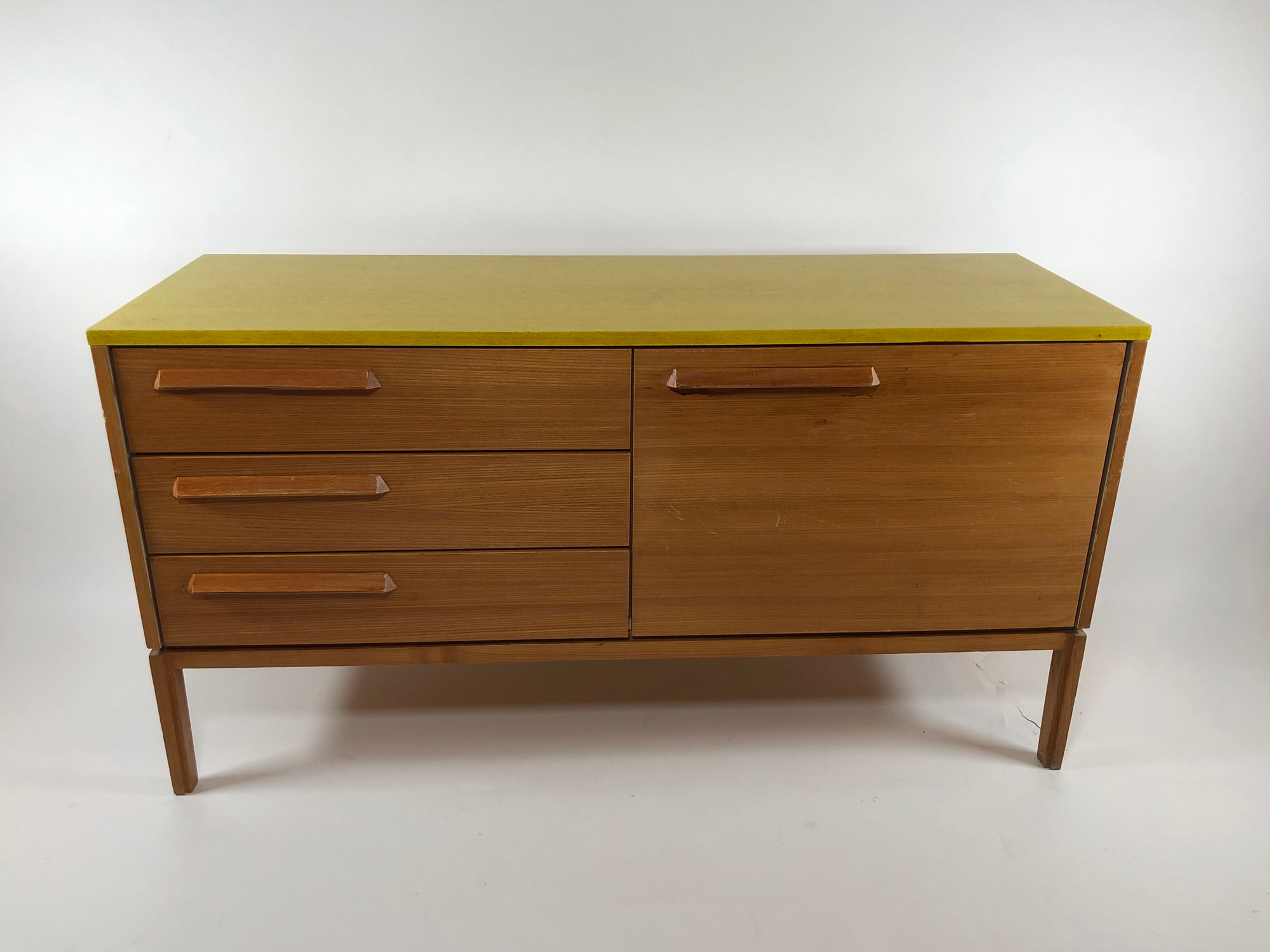 Sideboard
