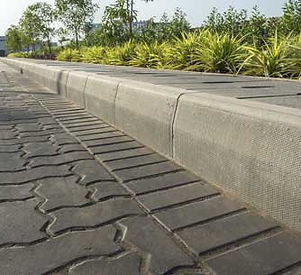 VACUUM WET PRESS KERBSTONES.jpg