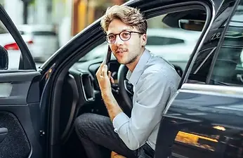 0_Man-driving-his-car.webp