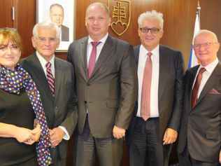 Audiencia slovenskej delegácie profesora Kassaya na Zastupiteľskom úrade SR v Moskve