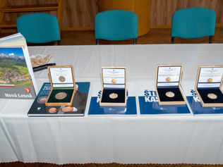 Ocenenie osobností podtatranskej obce Nová Lesná Nadáciou na podporu vedy a vzdelávania