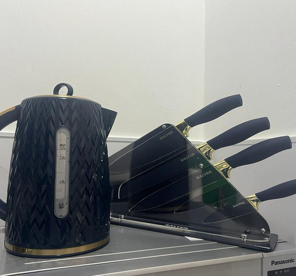 kettle and knives.jpg