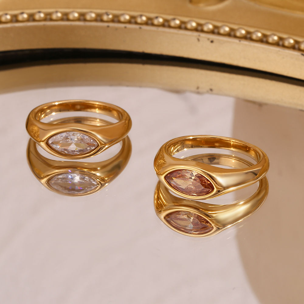E.B.belle Horse Eye Zircon Seal Ring Colorful Hypoallergenic 316L Stainless Stee