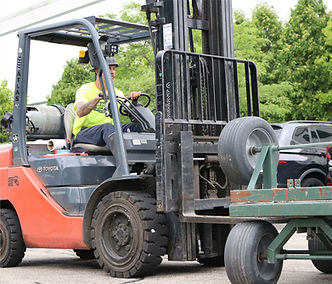 forklift_services.jpg