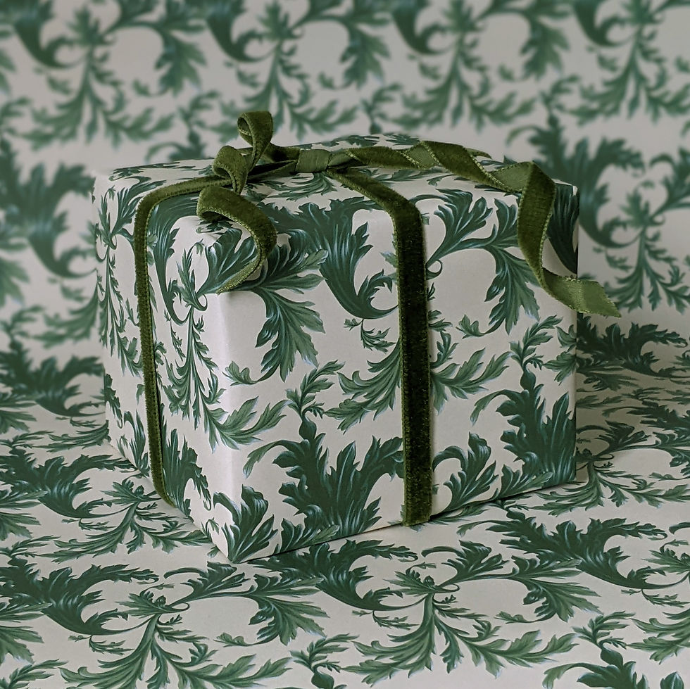 Thumbnail: Christmas Wrapping Paper Set - Acanthus Leaf
