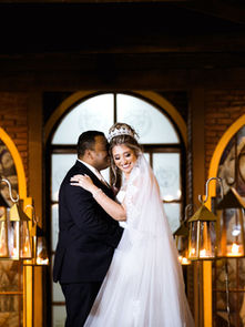 FOTOGRAFIA DE CASAMENTO SENSACIONAL: ESPONTANEIDADE E DIVERSÃO COM PAMELA E RONALD