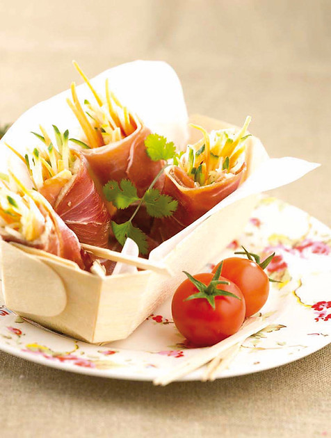 Nems de jambon sec, julienne de le¦ügumes en anchoi¦êade.jpg