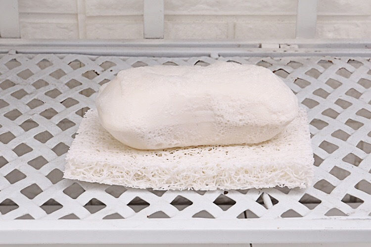 SoapNest Draining Soap Pad — White