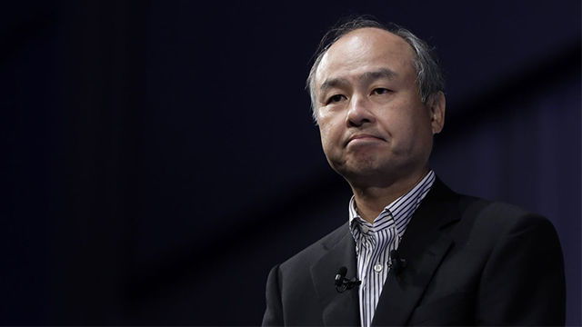 Masayoshi Son, a long-China standard-bearer, announced that SoftBank would suspend its investments in China. Image Source: Internet