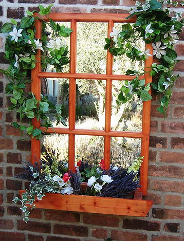 goergian window Box.jpg
