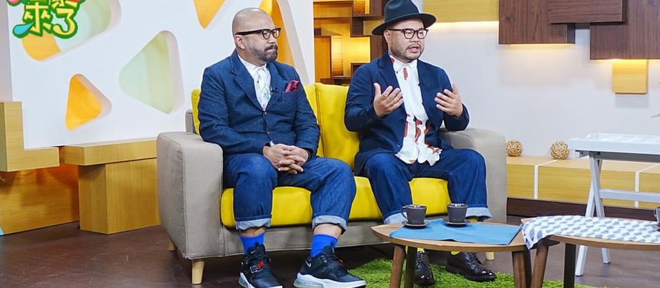 (Re)Learning a Language Redefined me