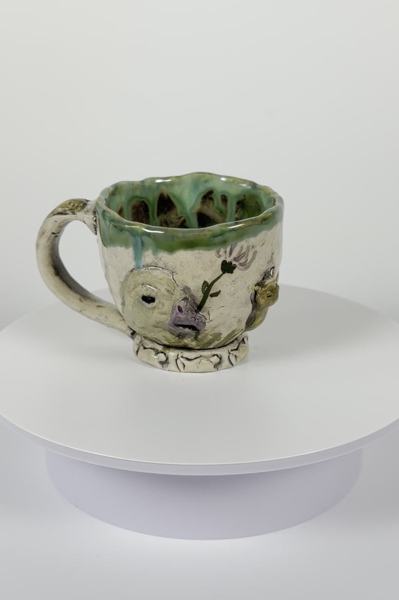Thumbnail: Betty the Bird Mug