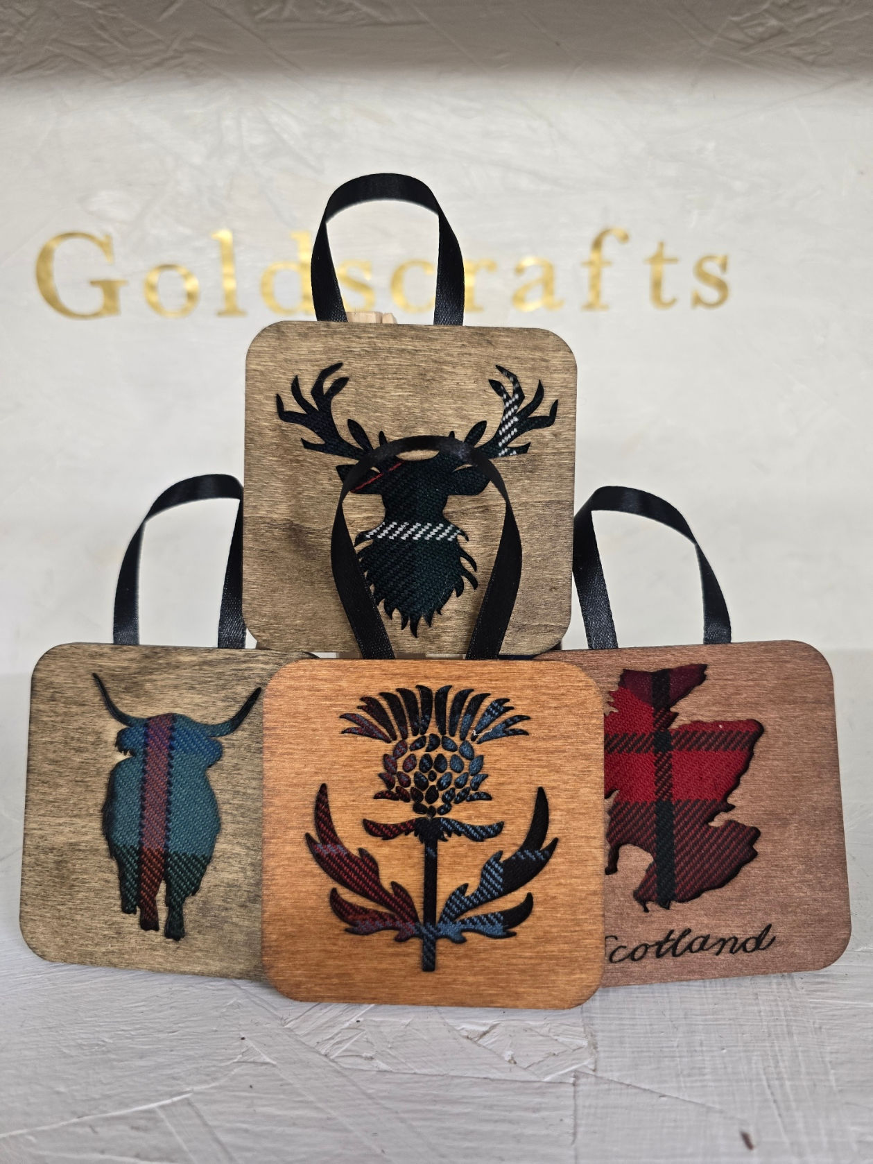 Wall plaques set of 4