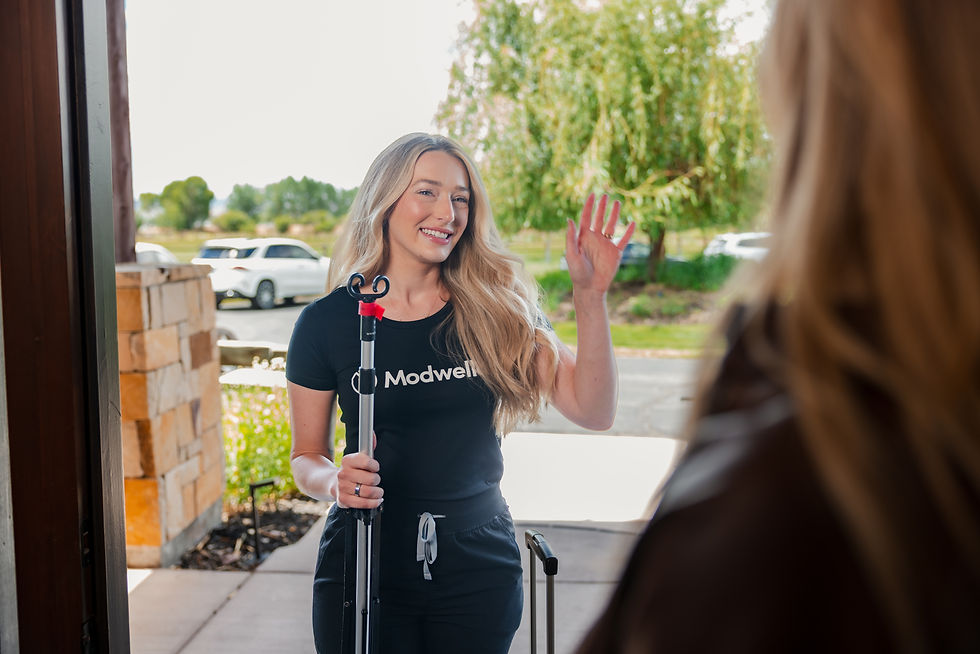 Mobile nurse arriving at an in-home concierge visit