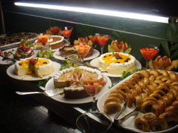 La Laguna buffet