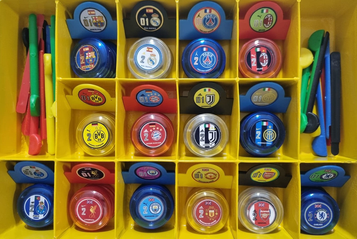 Jogo de Botão: Box da Champions League com 14 Times