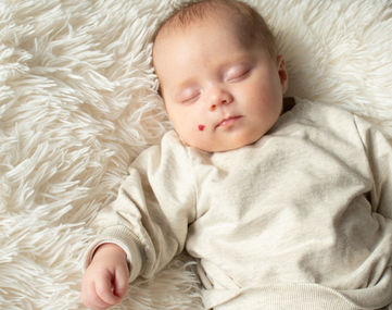 Newborn Shooting NT (83 von 120).JPG