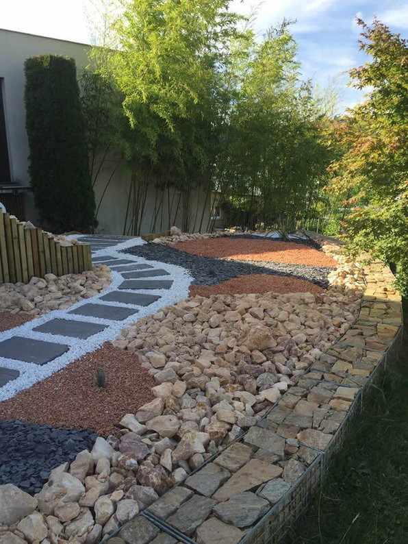 ENTREPRISE D'ESPACES VERTS BENJAMIN BACH A CHAMEYRAT EN CORREZE