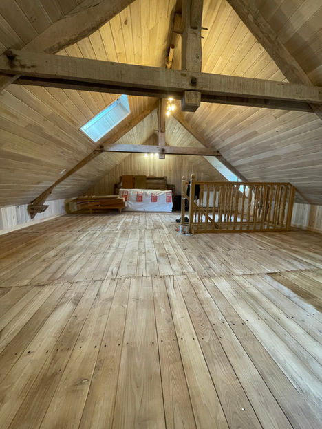 Pose de parquet en bois massif