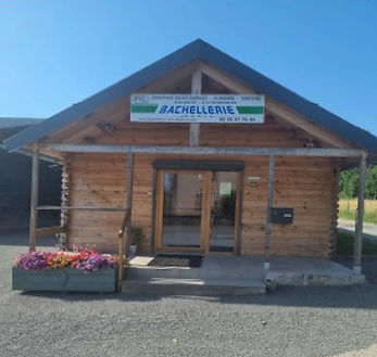EXTERIEUR DES BUREAUX SARL BACHELLERIE A CLERGOUX EN CORREZE