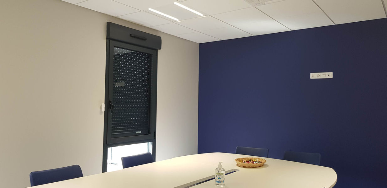 PEINTURE SALLE DE REUNION ETS GOURSAT EG.jpg