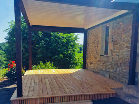 Création d'une terrasse 100% mélèze corrézien