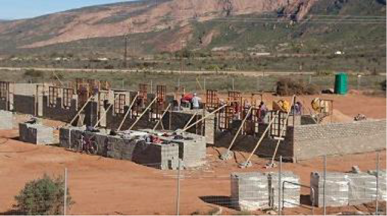 Das neue After School Care Centre in Calitzdorp nimmt Formen an