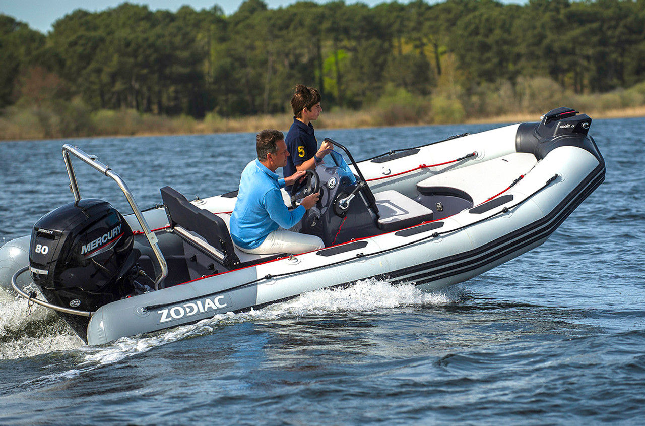 2022 Zodiac Open 4.8 Console RIB