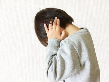 耳が痛い子供