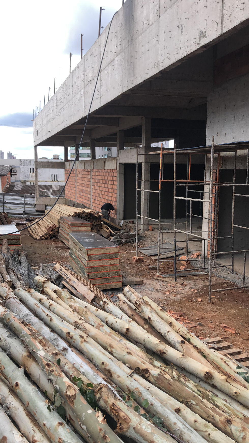 D6CD03BE-24E9-448D-8D27-E8E24175CAB2