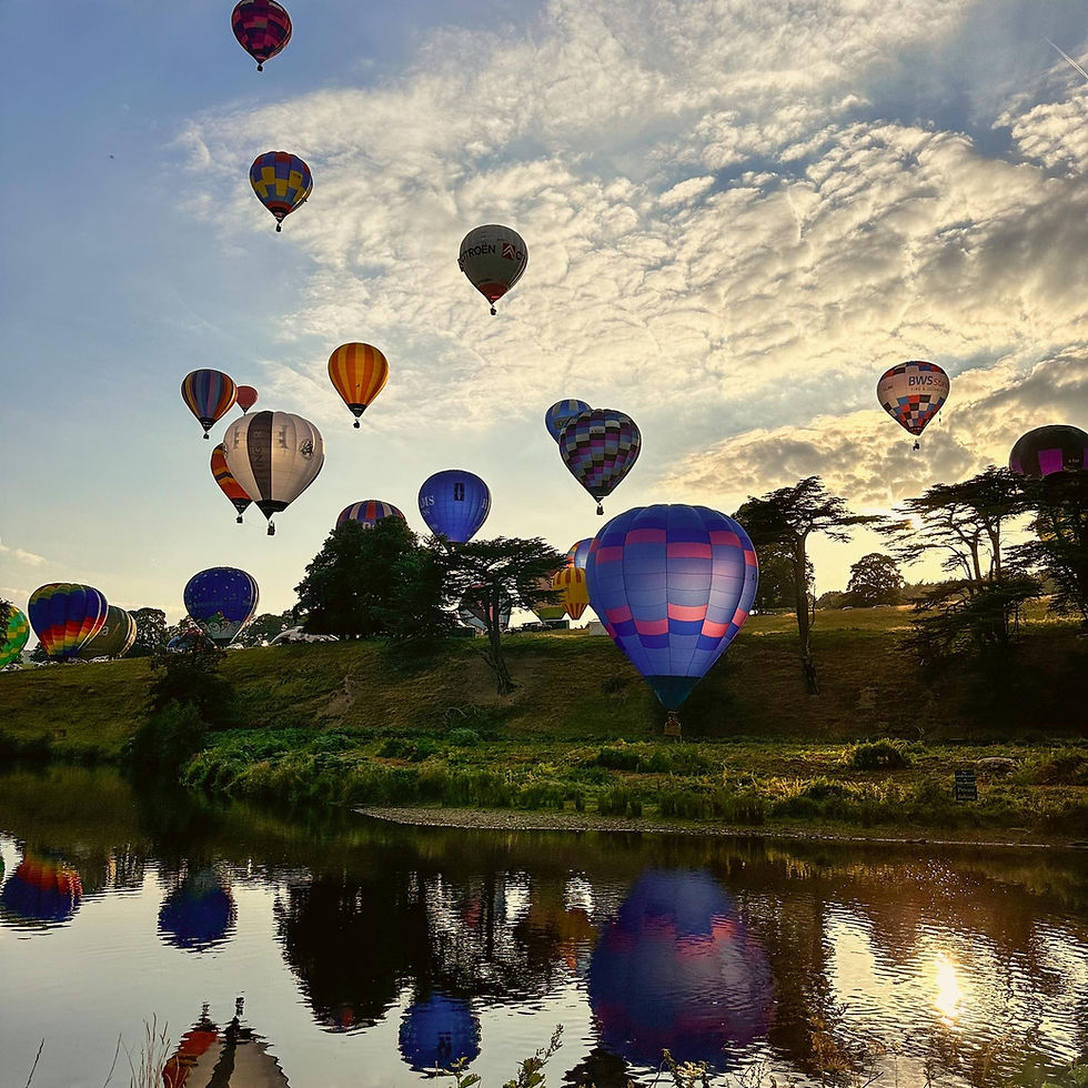 Hot air balloons at the Chatsworth Country Fair. Image Credit: Chatsworth / Facebook