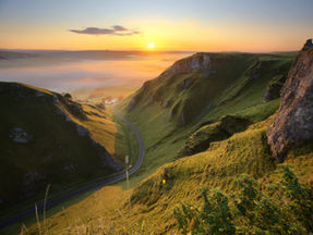 A Perfect 48 Hours In Castleton