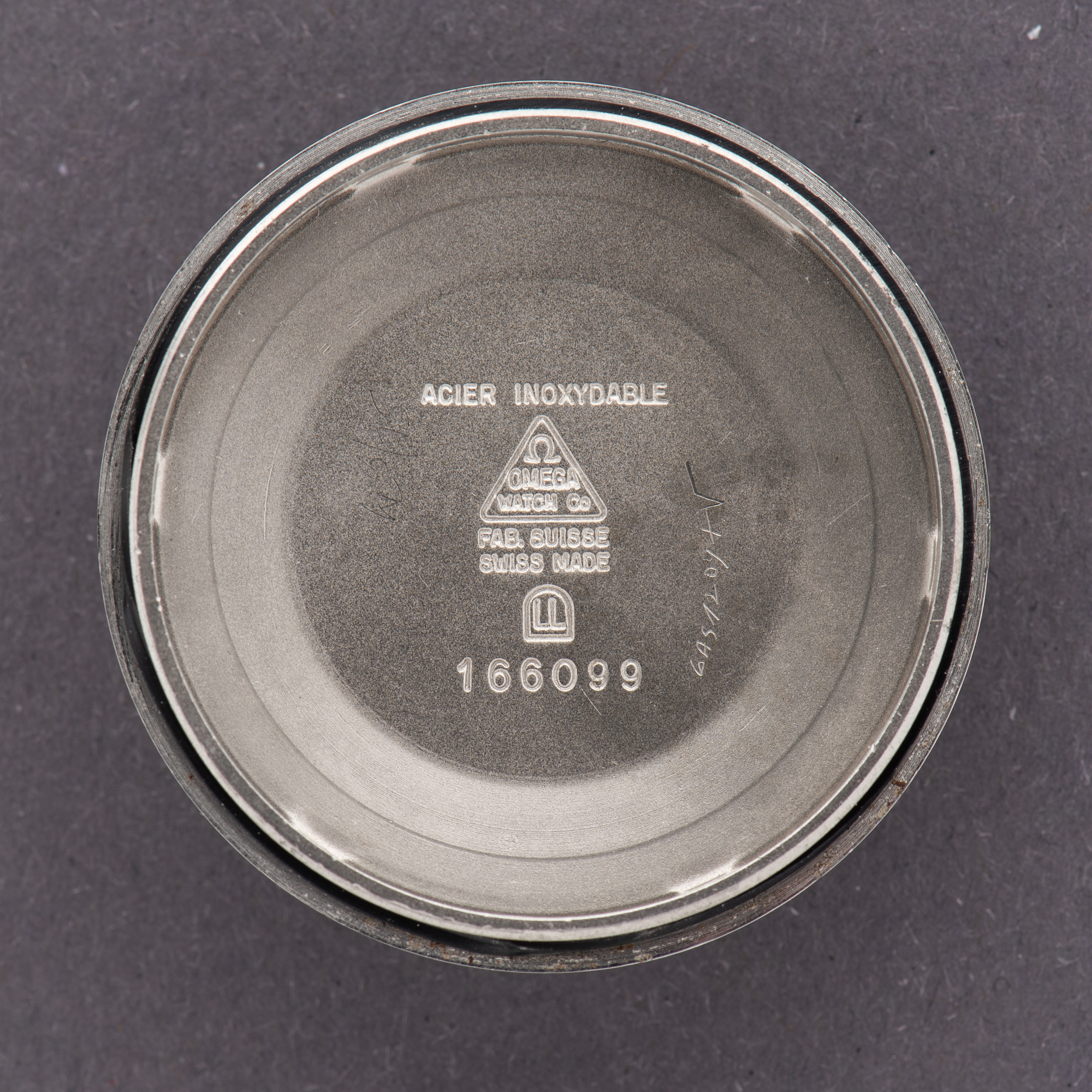 View of Omega Genève Automatic Date Grey Dial from 1972 Ref 166.099