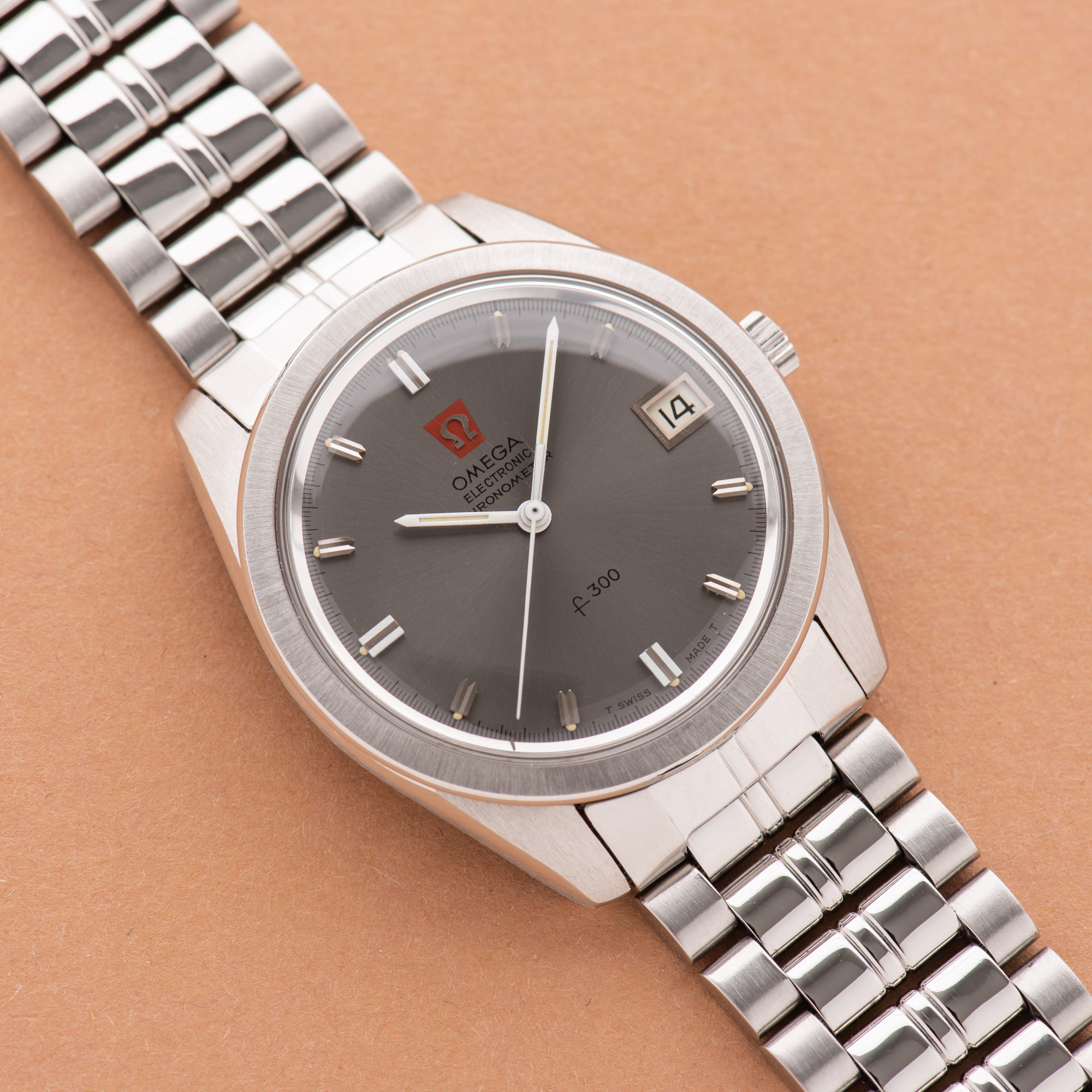 Vue de Omega Constellation Electronic Chronometer F300 from 1972 Réf 198.001