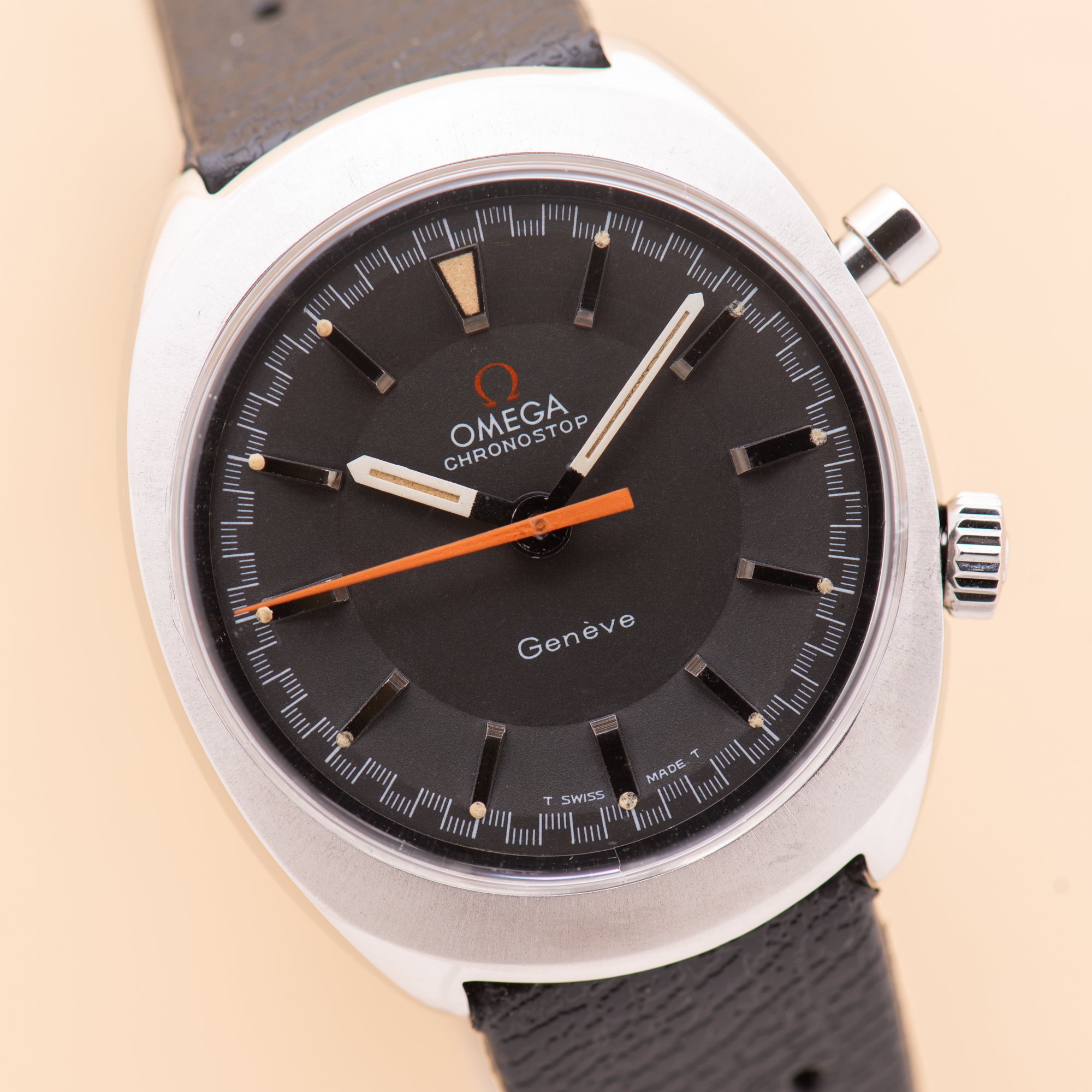 View of Omega Genève Chronostop from 1968 Cal 865 Réf 145.010