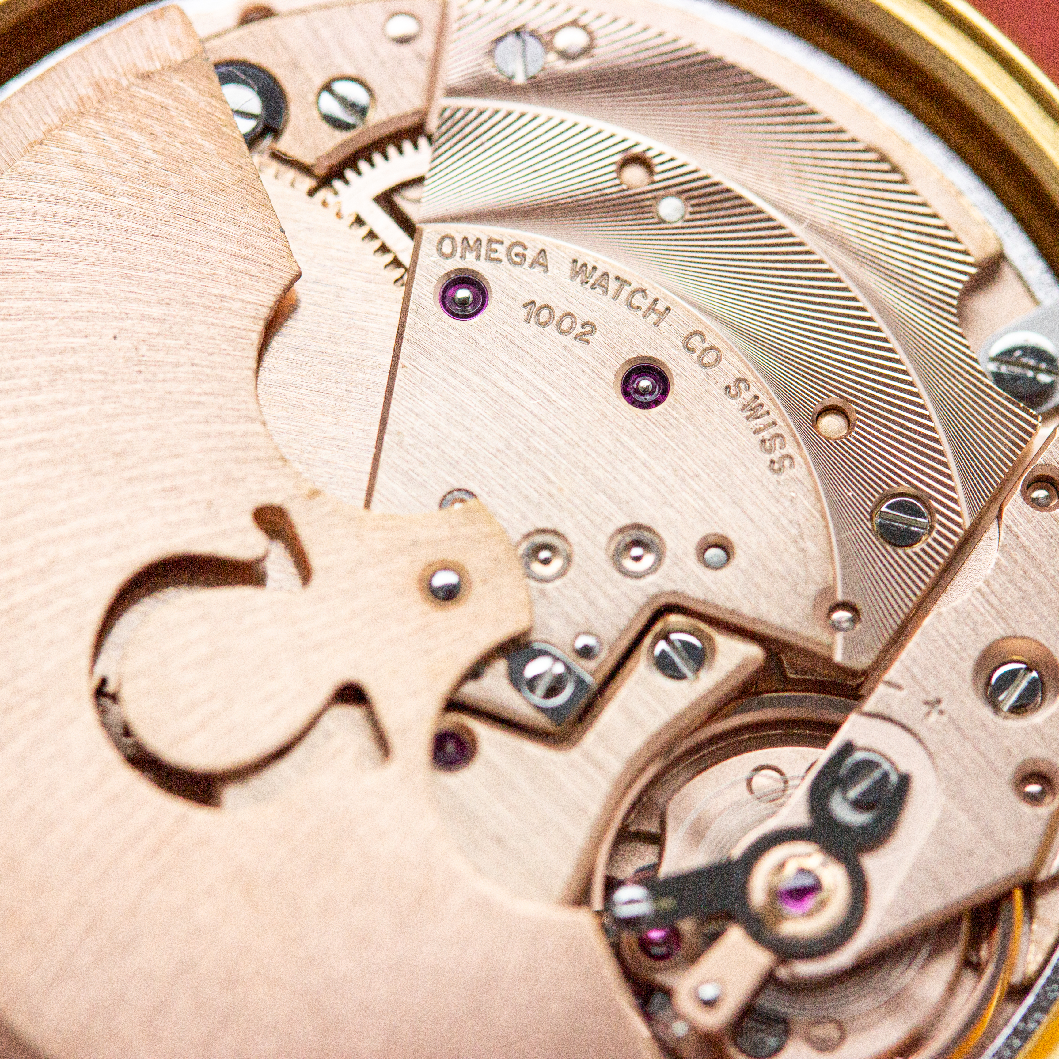 Vue de Omega De Ville Automatic Date réf 166.0066