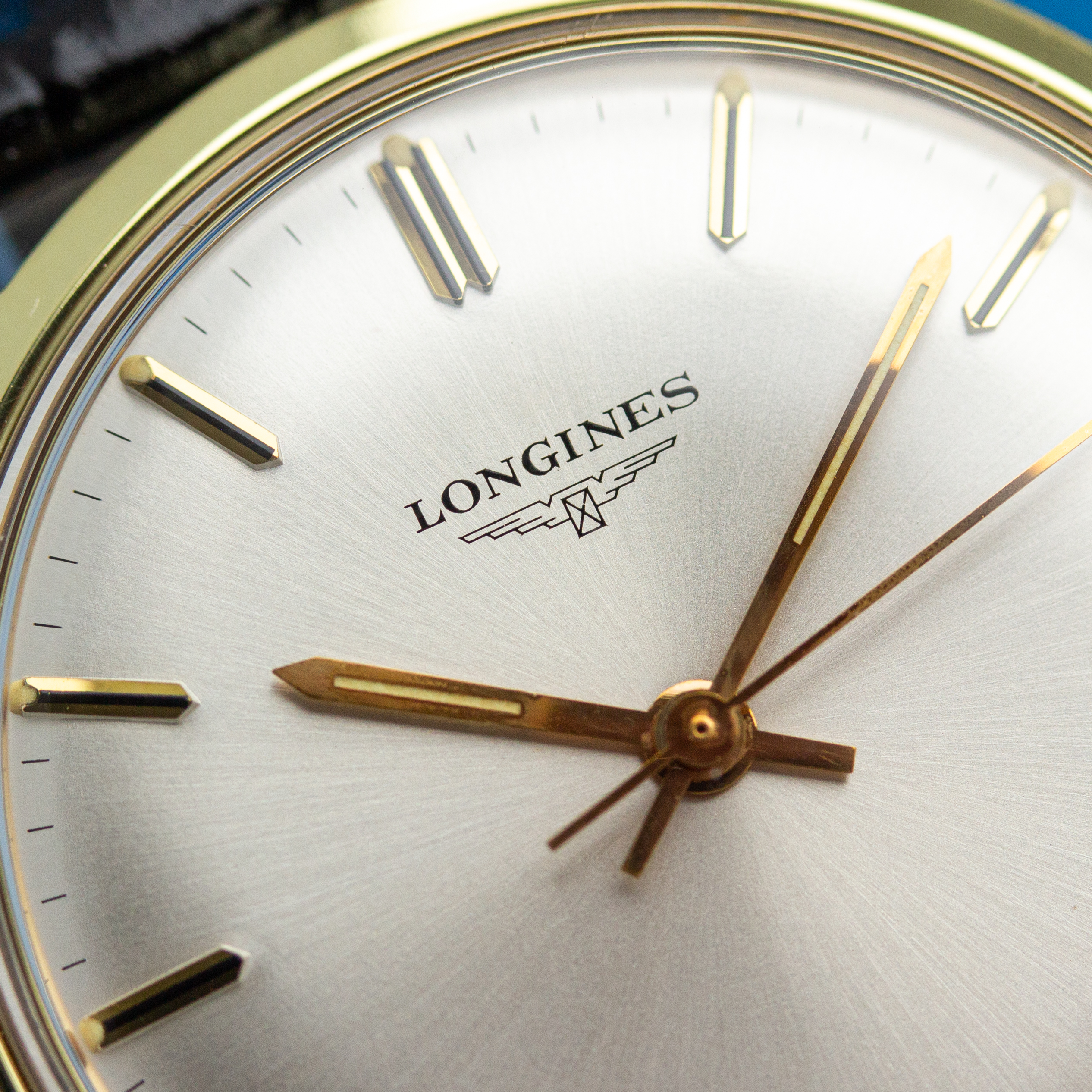 Vue de Longines Dress Centre Seconds cal 284 Réf 8359
