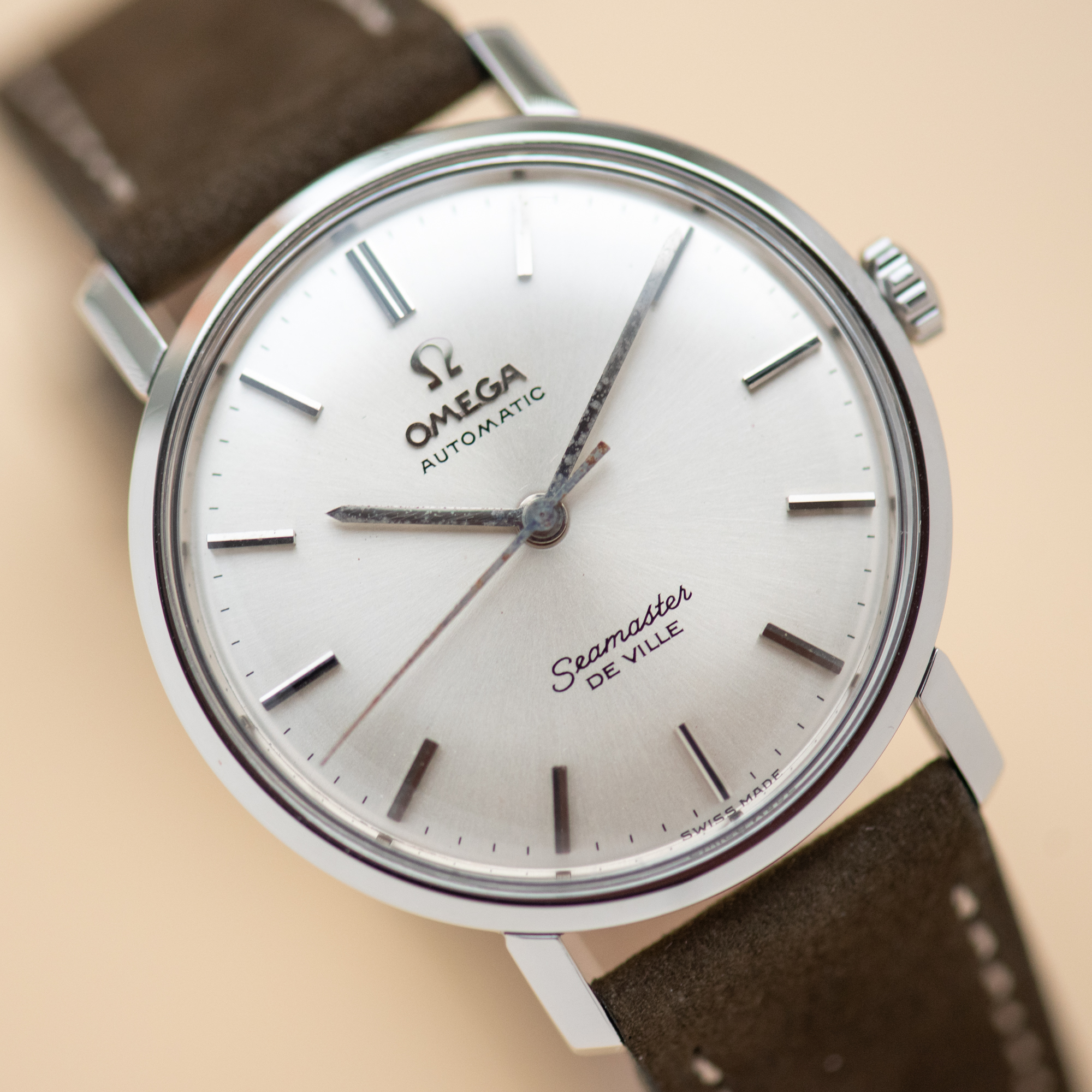 View of Omega Seamaster De Ville Automatic Réf 165.020