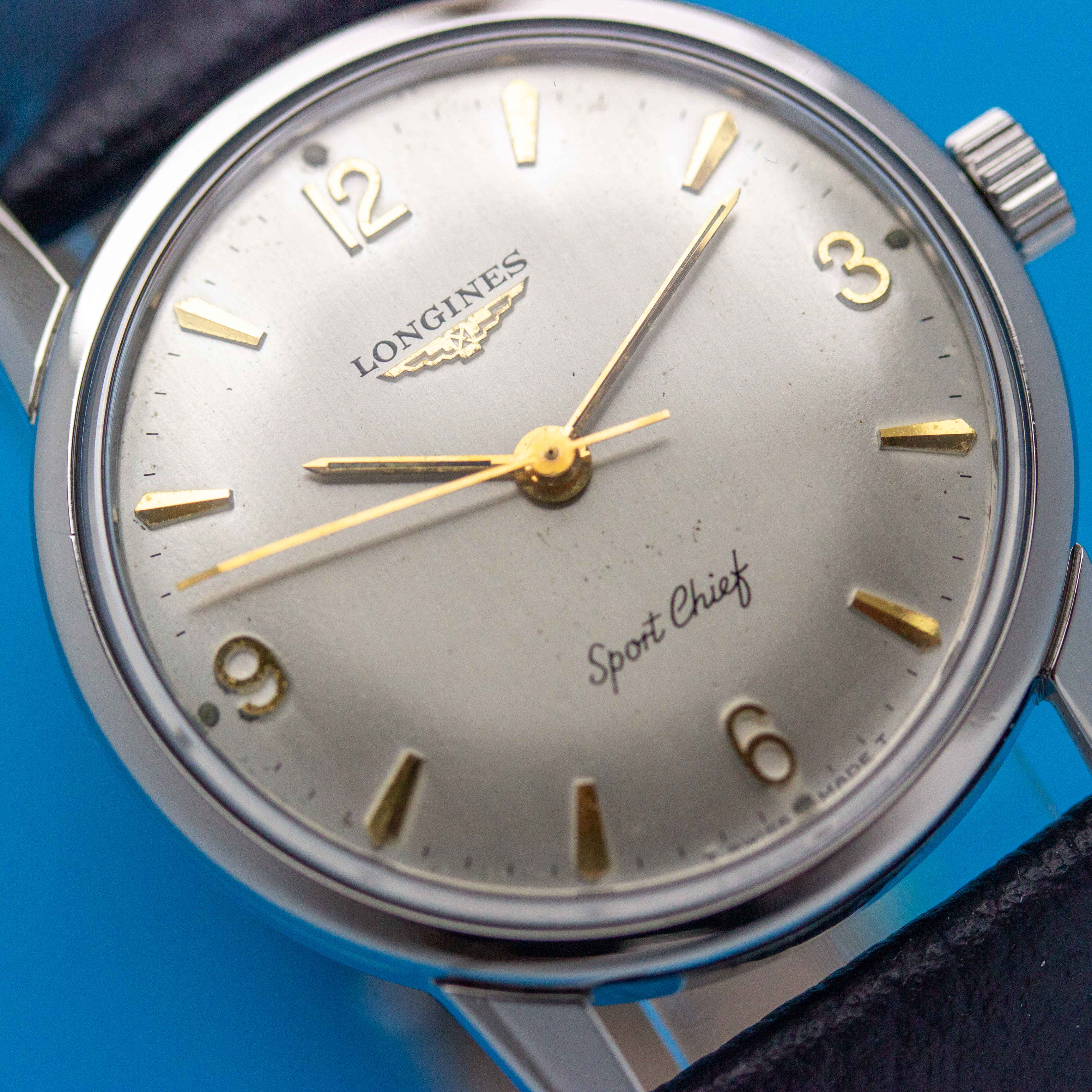 Zicht op Longines Sport Chief Réf 7272