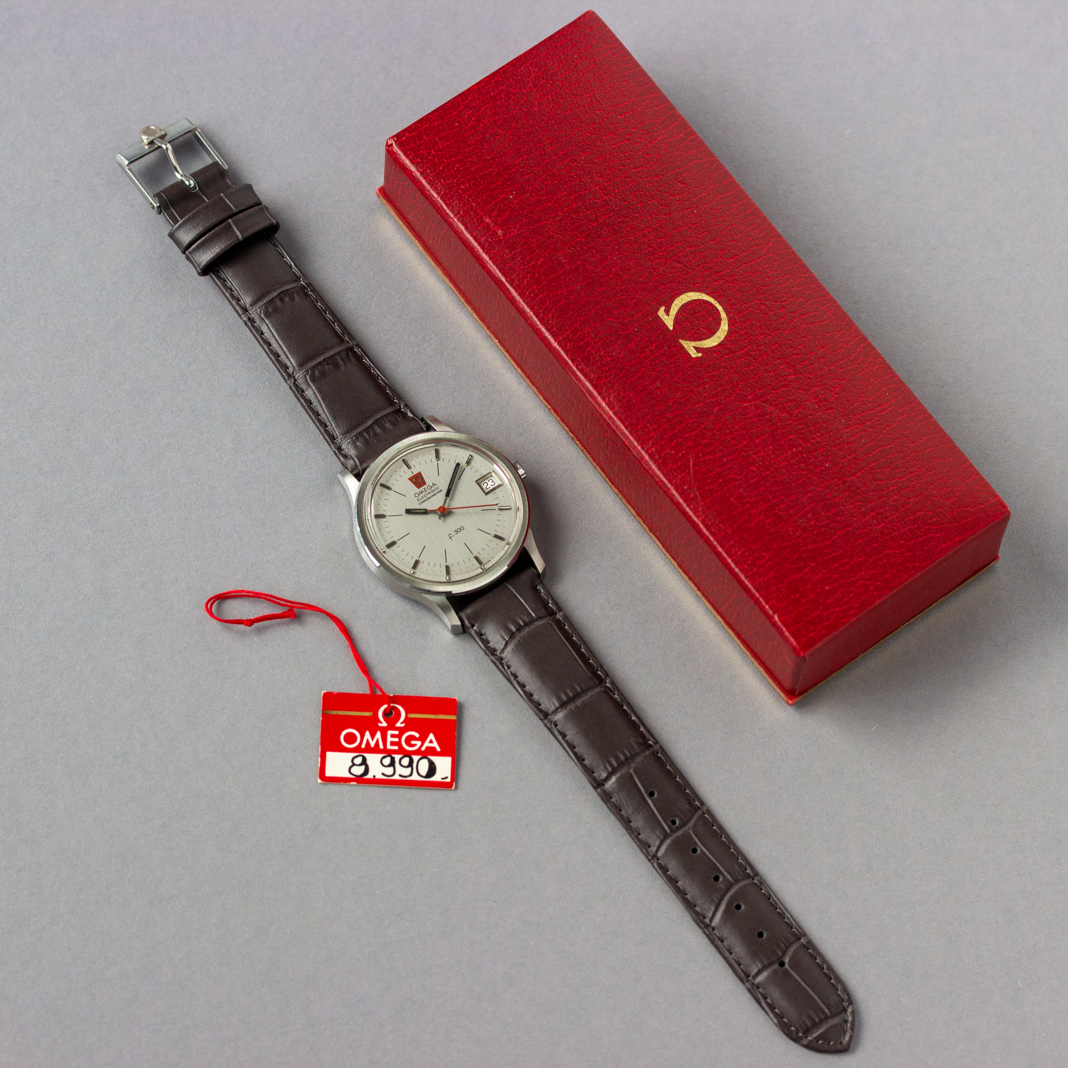 Zicht op Omega Constellation Electronic F300 NOS Ref 198.003 vanaf 1970